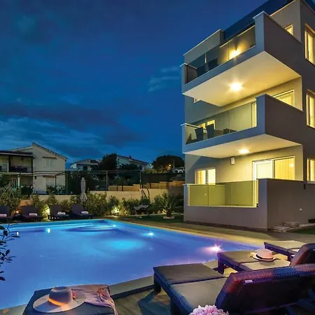 Rooftop - Luxury * Razanj
